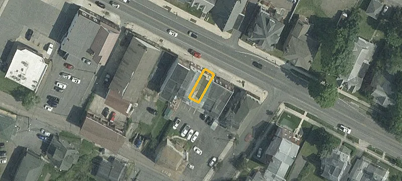 159 Main St