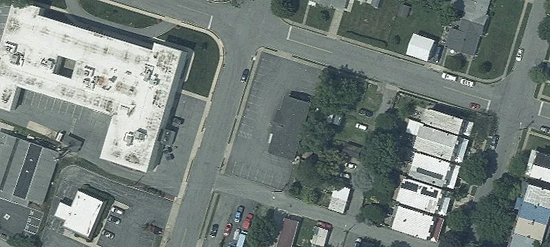 700 Montclaire Ave