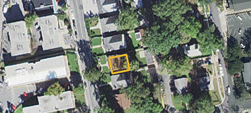 8611 Flower Ave