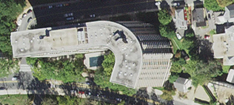 4620 Park Ave3-35