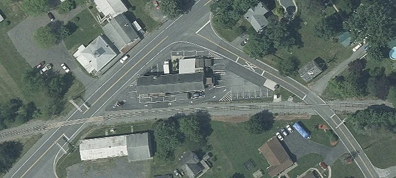 12049 Woodsboro Pike