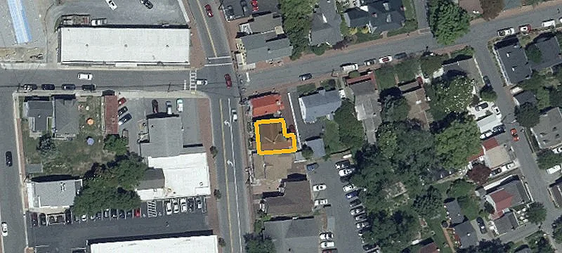 105 Talbot St