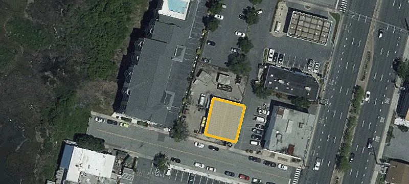 8301 Coastal Hwy