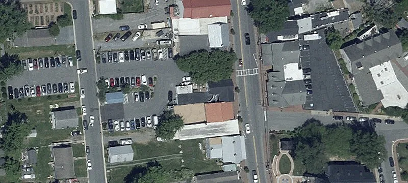 208 Talbot St