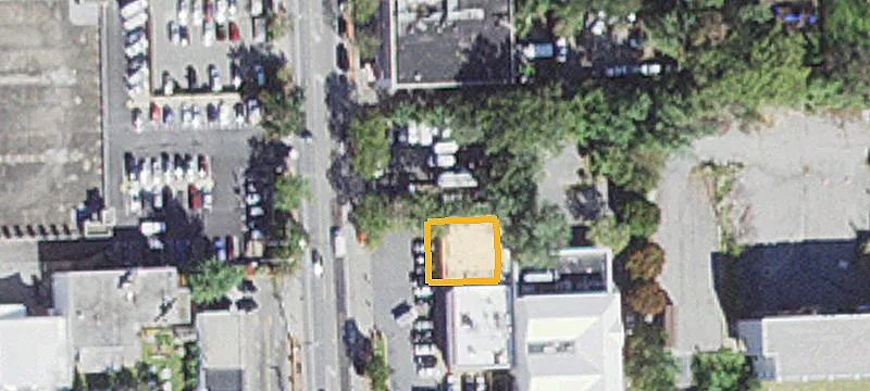 8111 Fenton St