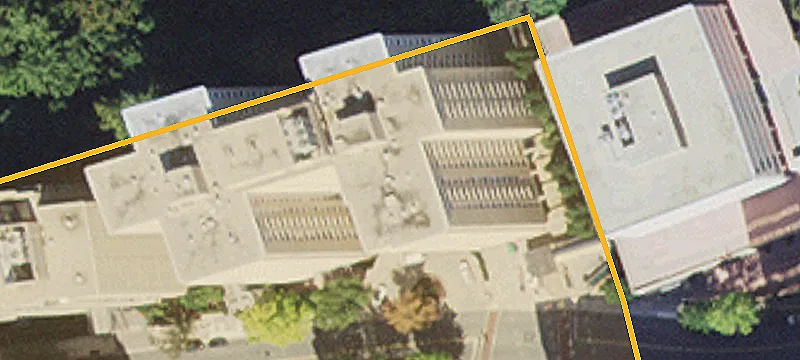 4601 Park Avep-150