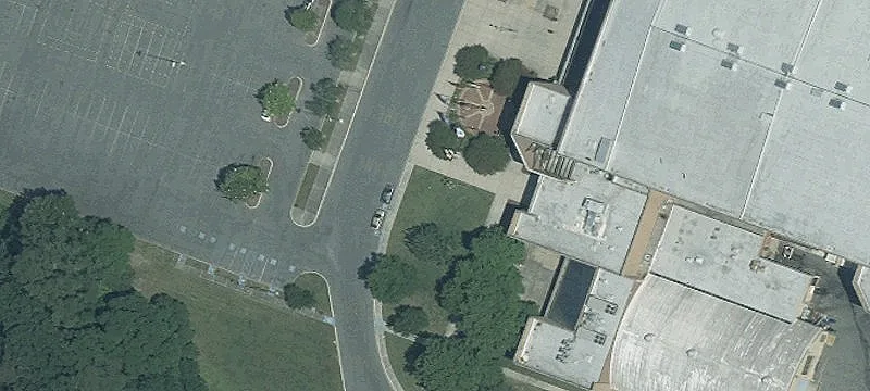 500 Gln Ave