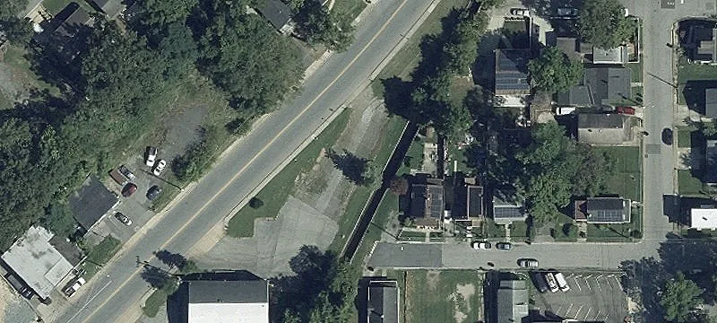 Chamber Ave