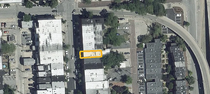 935 Calvert St