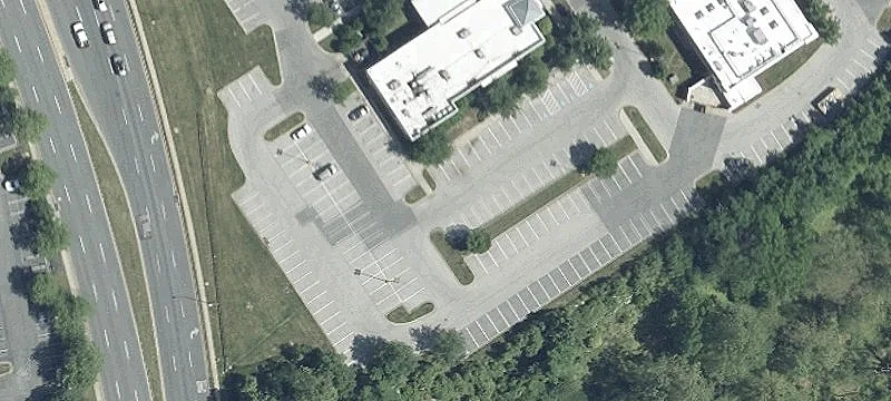 2 Restaurant Park Dr