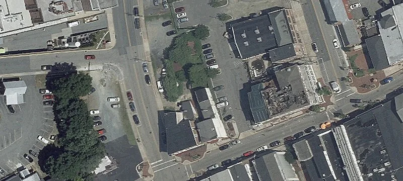 121 Main St