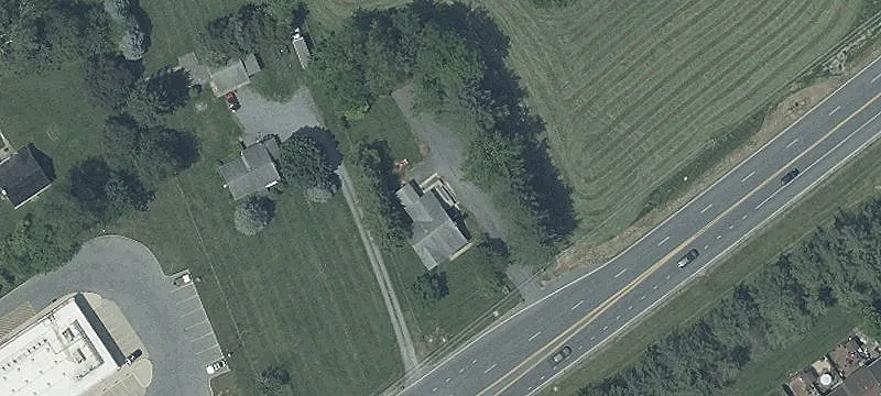 9312 Woodsboro Pike