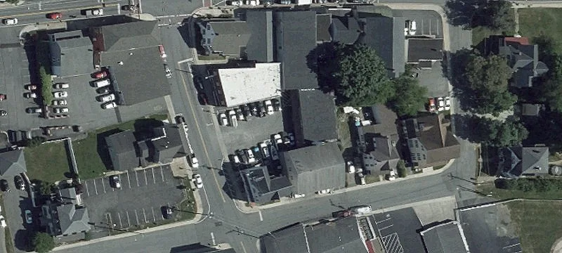 11 Queen St