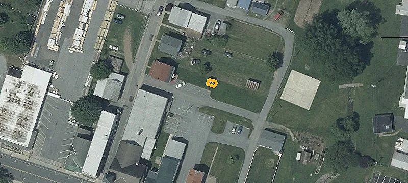 8 Ctr St