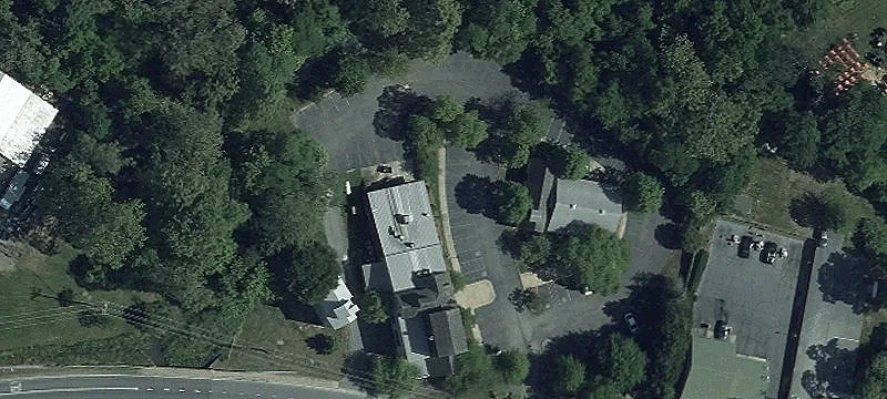 860 High St