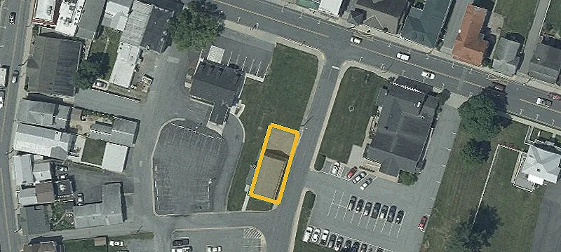 22 Main St