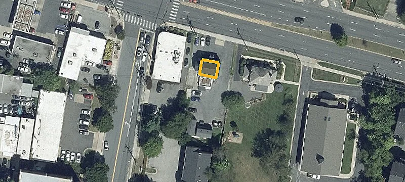 2122 University W Blvd