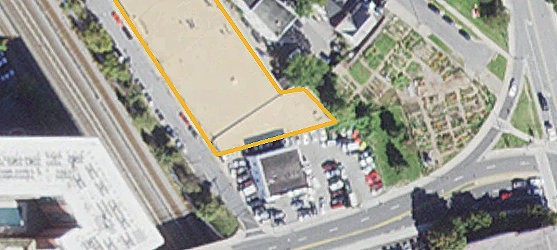 903 Selim Rd