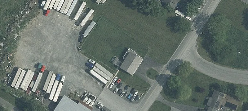 33 Hump Rd