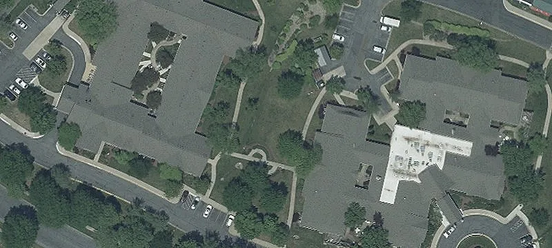 2100 Whittier Dr