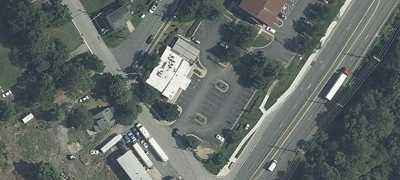 7395 Cedar Ave