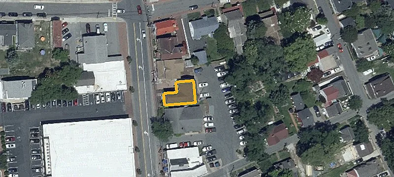 107 Talbot St