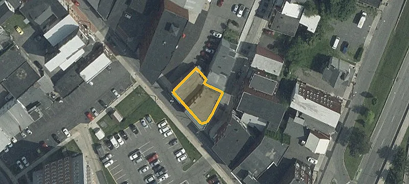 131 Ctr St