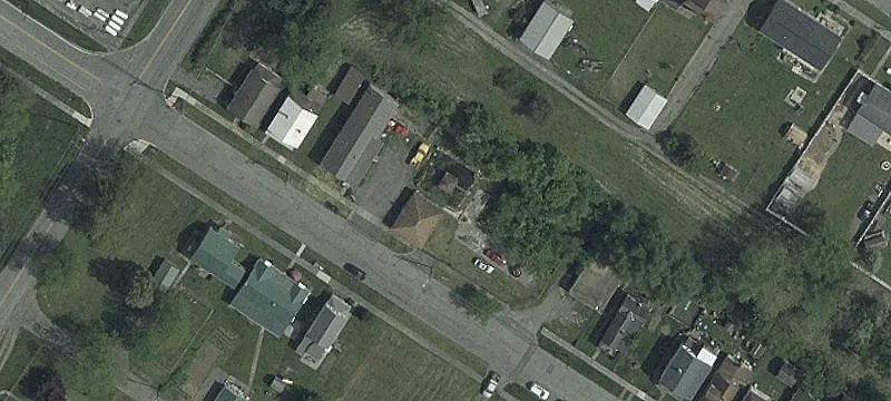 16 Roberts St