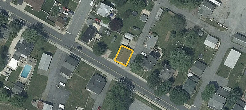 405 Main St