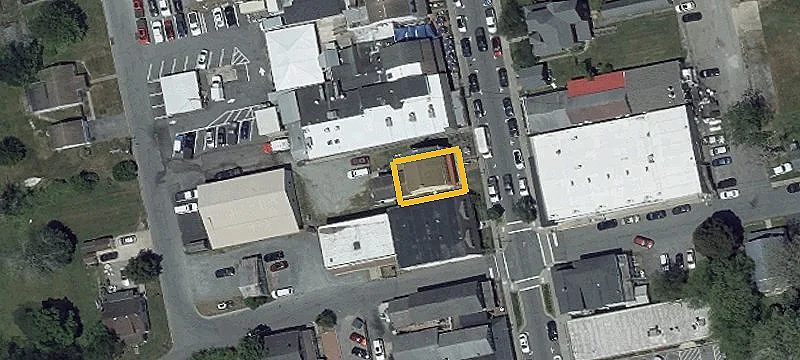 35 Main St
