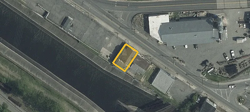 814 Mechanic St