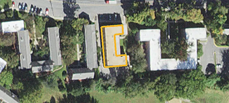 4830 Chevy Chase Dr