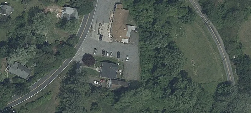 22145 Dickerson Rd