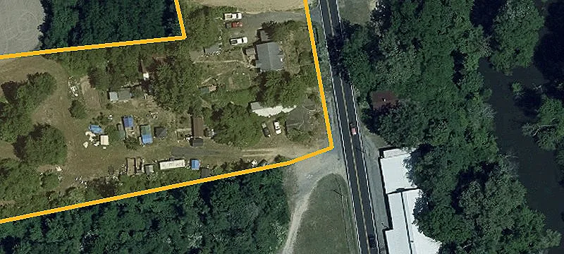 402 Denton Rd