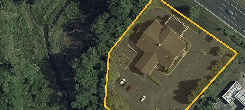610 Macphail Rd