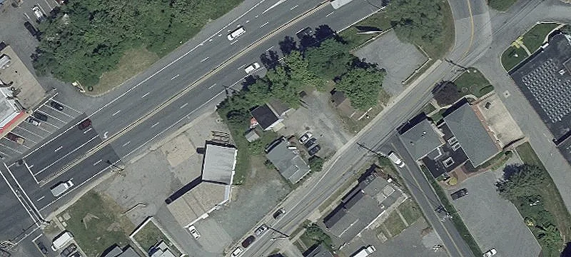 5720 Main St