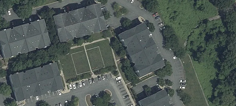 14100 Farnsworth Lngar2