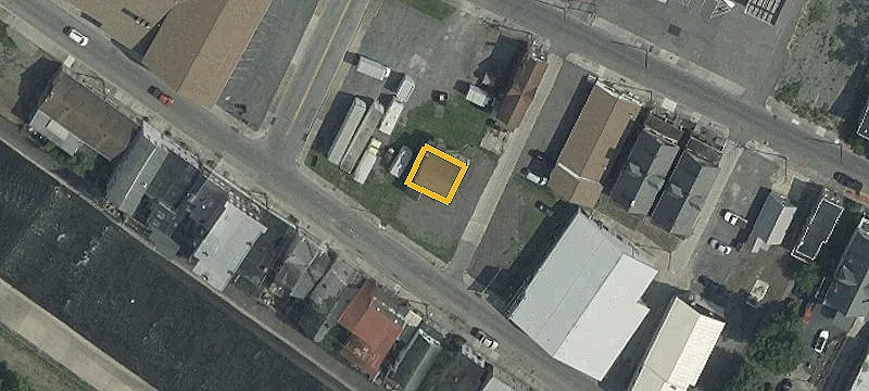 643 Mechanic St
