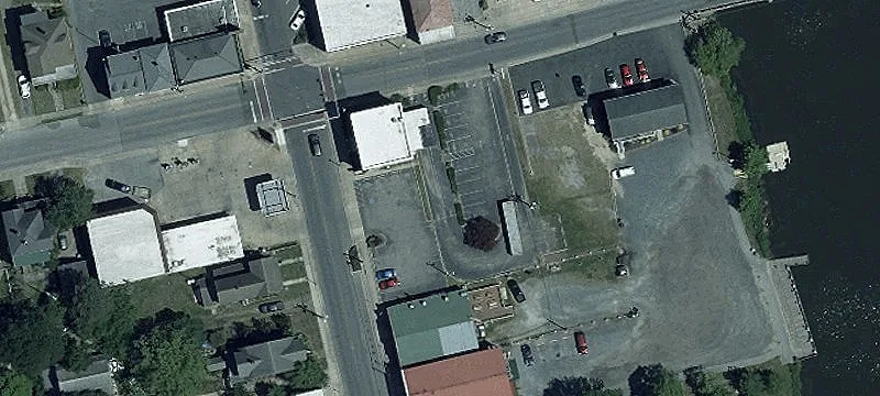101 Main St