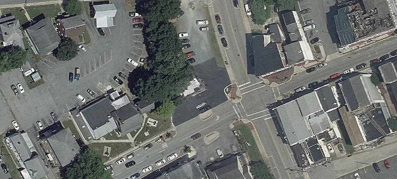 127 Main St