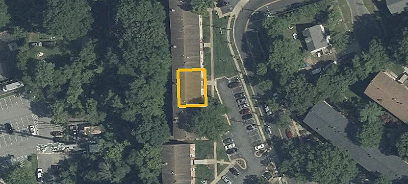 5400 Livingston Ter