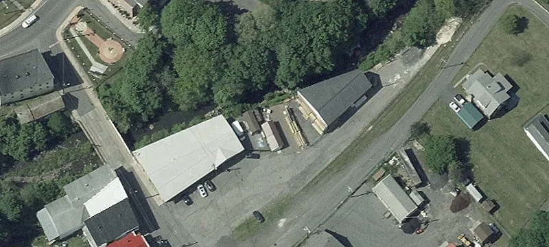 1 Pleasant St