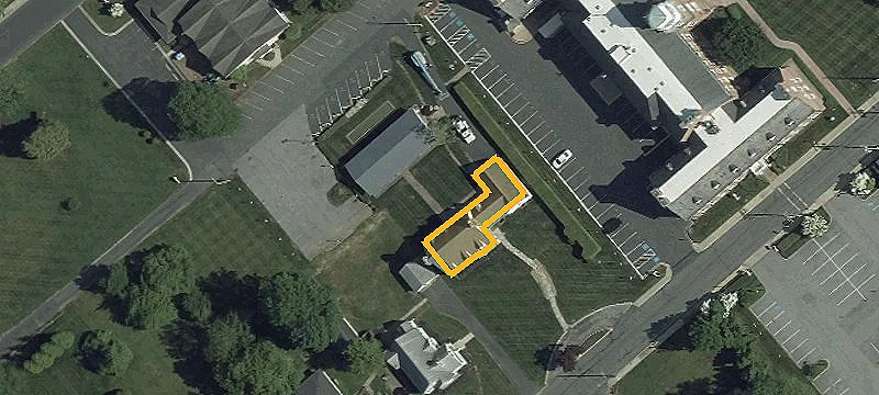 28 Gordon St