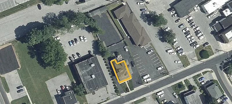 8 Church Ln