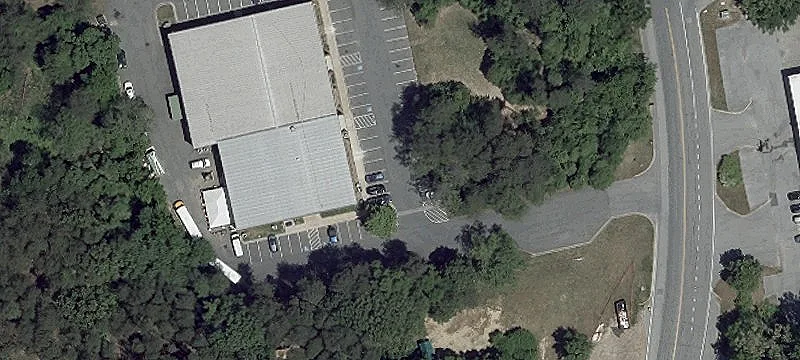 216 Najoles Rd
