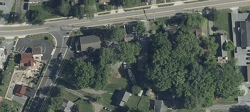 4206 Main St