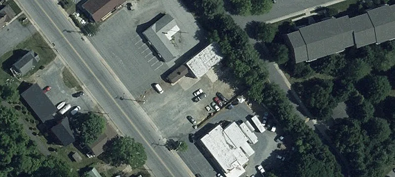 828 High St