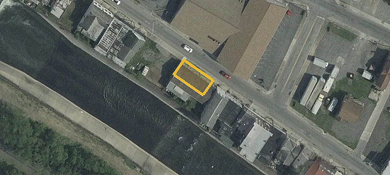 642 Mechanic St