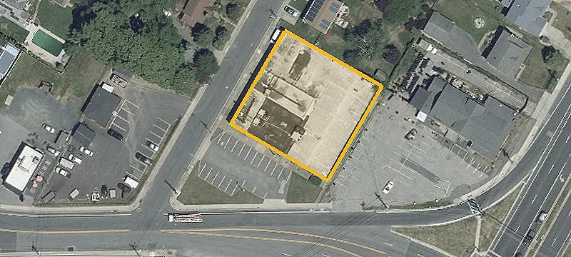 2008 Merritt Ave