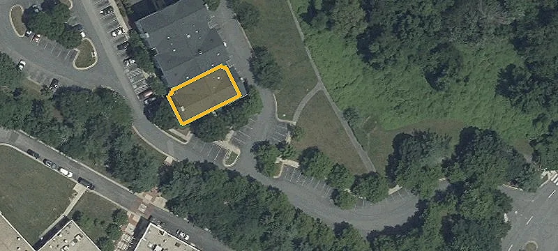 14200 Farnsworth Lngar1
